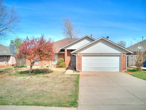 333 E Magnolia Terrace, Mustang, OK 73064