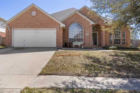 5204 Spanish River Trail, Fort Worth, TX 76137