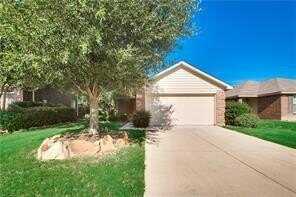 8809 Moon Rise Court, Fort Worth, TX 76244