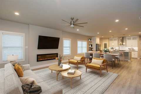 347 Enchanted Drive, Enchanted Oaks, TX 75156