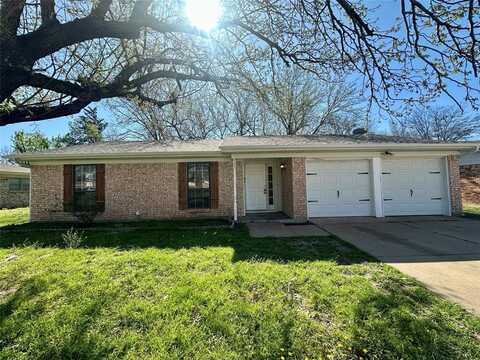 705 Sue Ann Lane, Burleson, TX 76028