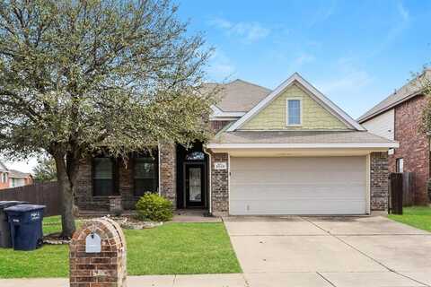 8028 Plateau Drive, Fort Worth, TX 76120