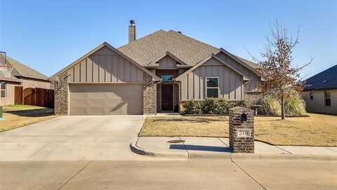 210 Bayless Avenue, Godley, TX 76044