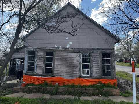 901 S Rusk Avenue, Denison, TX 75020