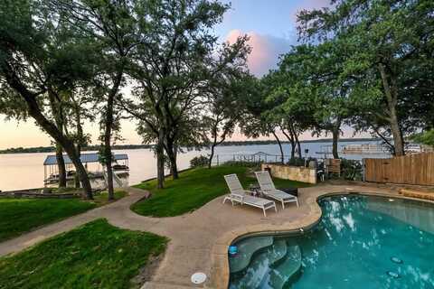 7070 Briar Road, Azle, TX 76020