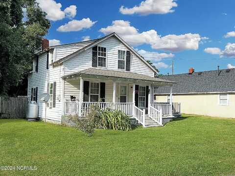 104 W Peterson Street, Edenton, NC 27932