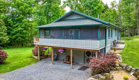 209 Alstead Hill Road, Keene, NY 12942