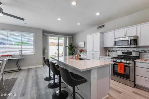 17988 W DENEEN Way, Surprise, AZ 85374