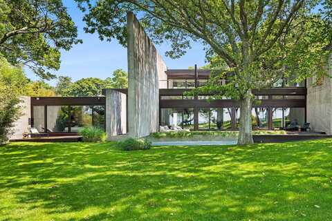 24 On The Bluff, Sag Harbor, NY 11963