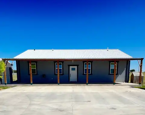 2796 Prairie Rd, Guymon, OK 73942