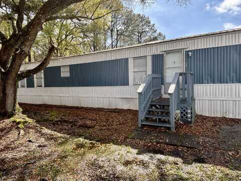 2101 Ladnier Rd., Gautier, MS 39553