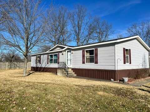 426 Pin Oak Circle, Elyria, OH 44035