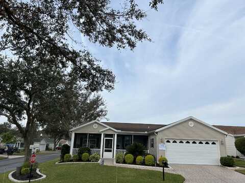 38321 Tee Time Rd, Dade City, FL 33525