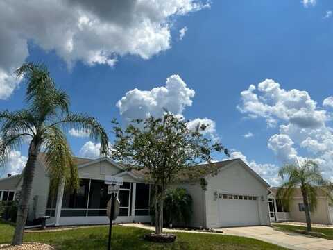 9552 Front Nine Lane, Dade City, FL 33525