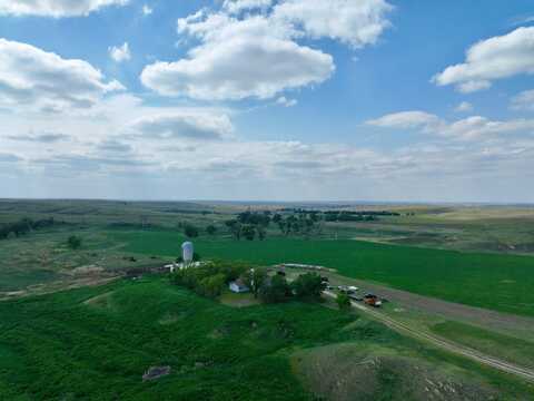 2865 Road 30, Bird City, KS 67731