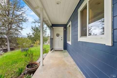 210 Bourbon Lane, Ukiah, CA 95482