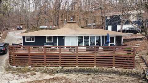 217 Lucky Strike Road, Sunrise Beach, MO 65079