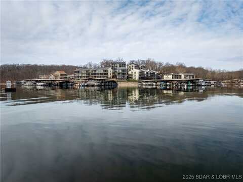70 Willow Ridge Point, Lake Ozark, MO 65049