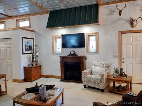 187 Channel Road, Gravois Mills, MO 65037