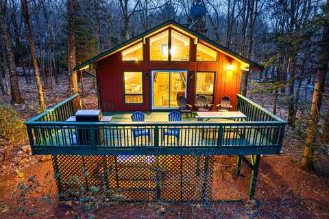 33 Skye Drive, Lake Harmony, PA 18624