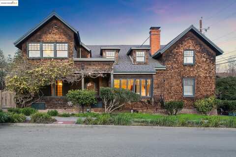 2799 Piedmont Ave, Berkeley, CA 94705