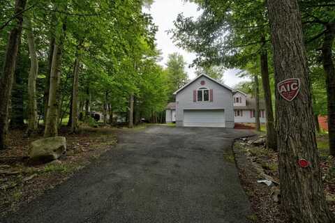 2170 Pine Valley Drive, Tobyhanna, PA 18466