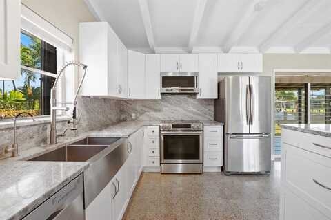 2624 Okeechobee Ln, Fort Lauderdale, FL 33312