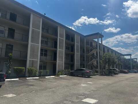 4898 NW 29th Ct, Lauderdale Lakes, FL 33313