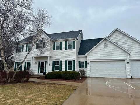 1020 PURPLE SAGE Court, MENASHA, WI 54952