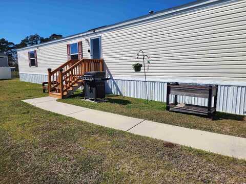373 Hangar Ct., Myrtle Beach, SC 29577