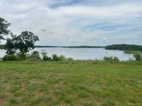 120 BLOOMFIELD Boulevard, Brooklyn, MI 49230
