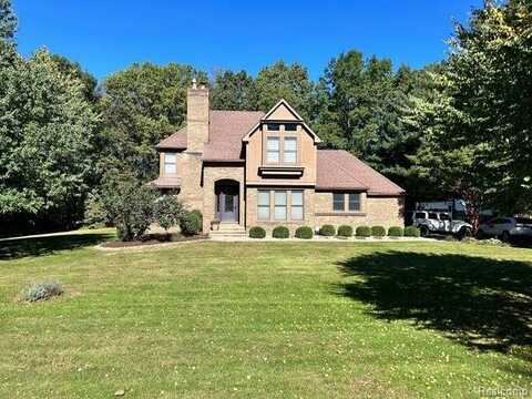 7814 DEBORA Drive, Brighton, MI 48114