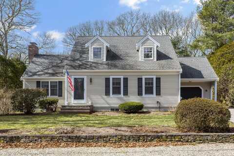 65 Wianno Circle, Osterville, MA 02655