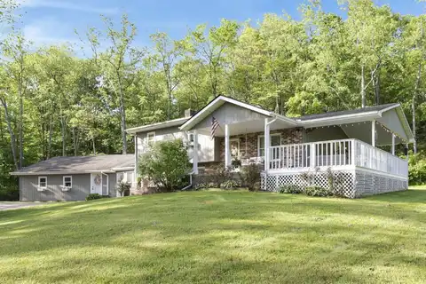 1881 Lake Road SE, Lancaster, OH 43130