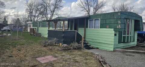 966 N LABELLE LOOP, Post Falls, ID 83854