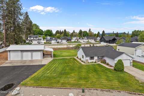 10603 N Hillview Dr, Hayden, ID 83835