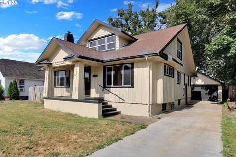 311 N 9TH ST, Cottage Grove, OR 97424
