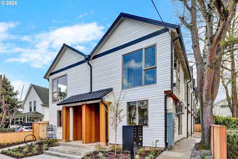 5076 SE WOODSTOCK BLVD, Portland, OR 97206