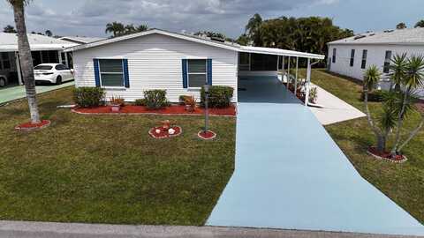 3700 Westchester Court, Port Saint Lucie, FL 34952