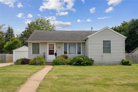 608 W 13TH Street, Vinton, IA 52349