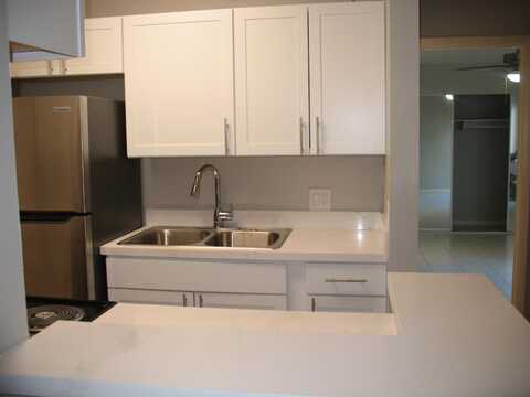 34 Crossings Circle, Boynton Beach, FL 33435