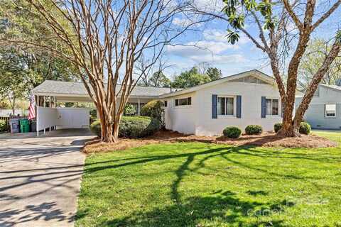 821 Fairbanks Road, Charlotte, NC 28210