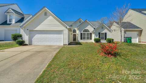 6821 Parkers Crossing Drive, Charlotte, NC 28215