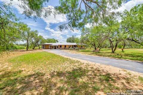 31 Indian Sunset, Lytle, TX 78052