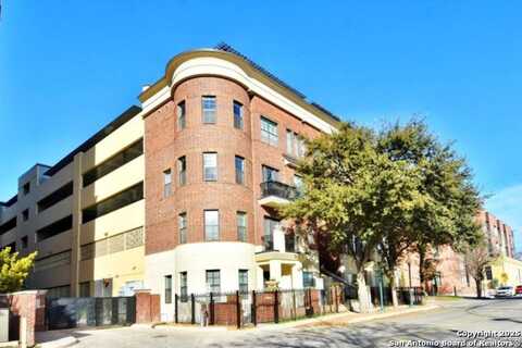 215 N Center, San Antonio, TX 78202