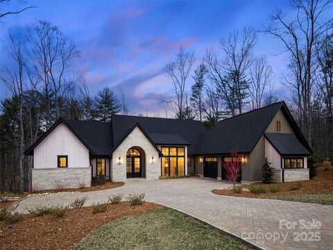 205 Kelmscott Lane, Asheville, NC 28803