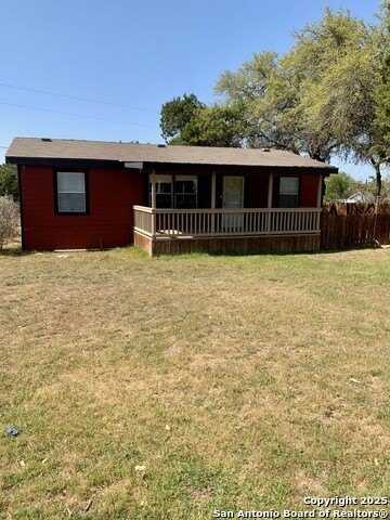 313 Creekside, Canyon Lake, TX 78133