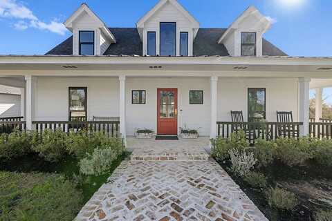 150 Rek Hill Road, Fayetteville, TX 78940