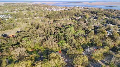 1174 Fort Johnson Road, Islandton, SC 29412