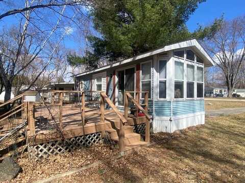 393 Skyline Drive, Edgerton, WI 53534